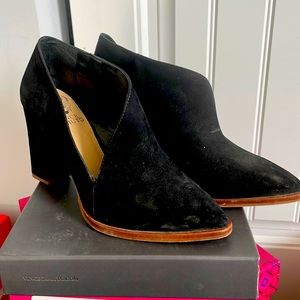 Vince Camuto Loretan Heeled velvet booties.